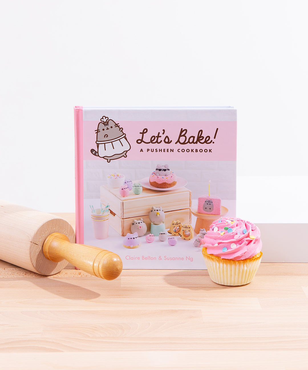 Lets_Bake_Pusheen_Cookbook_002_web