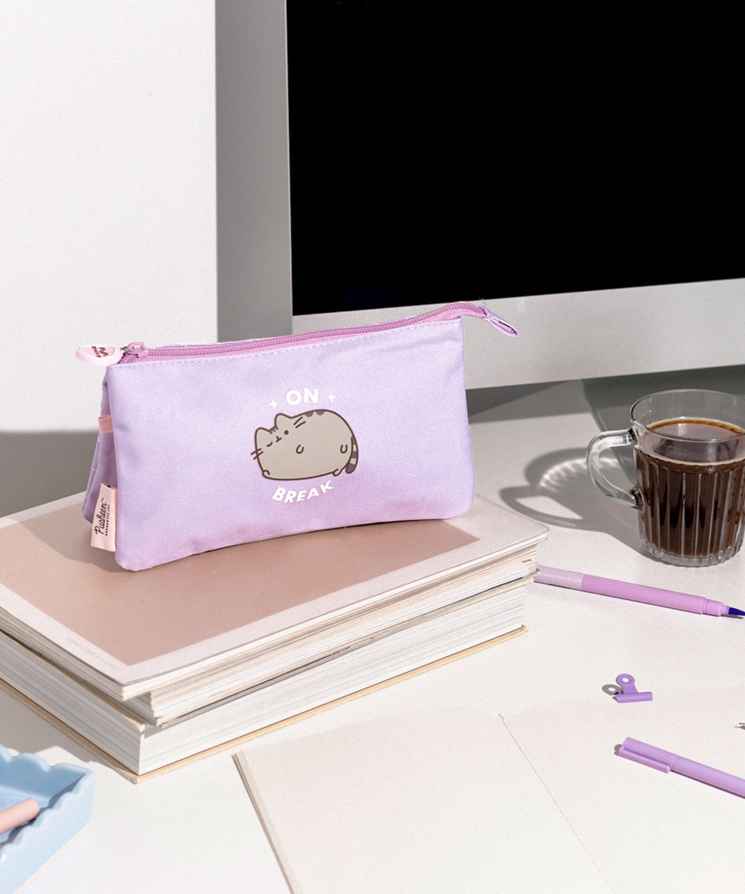 Pusheen_On_Break_AccessoryCase_006_web