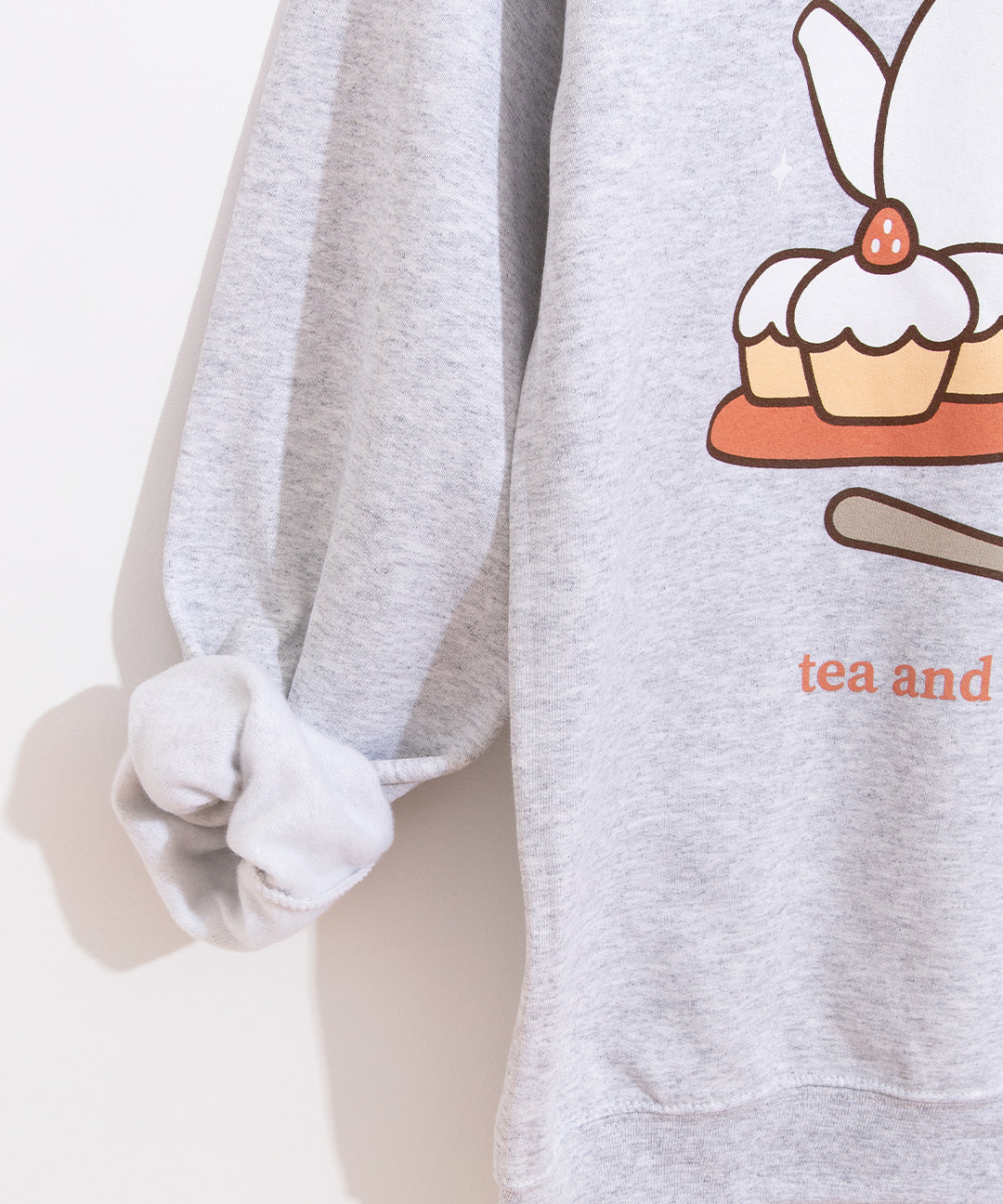 Pusheen_Tea_Society_Unisex_Sweatshirt_004_web